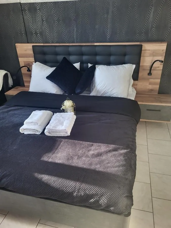 Pensión Hotel Akwaba Chez Ouli Levens