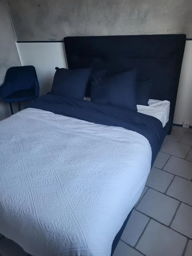 Hotel Akwaba Chez Ouli Levens