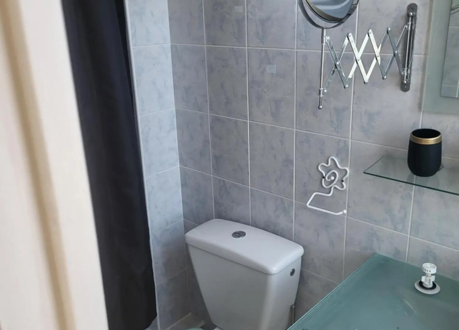 Hotel Akwaba Chez Ouli Levens
